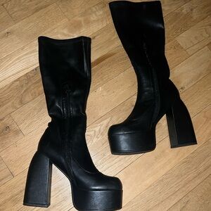 Black platform boot